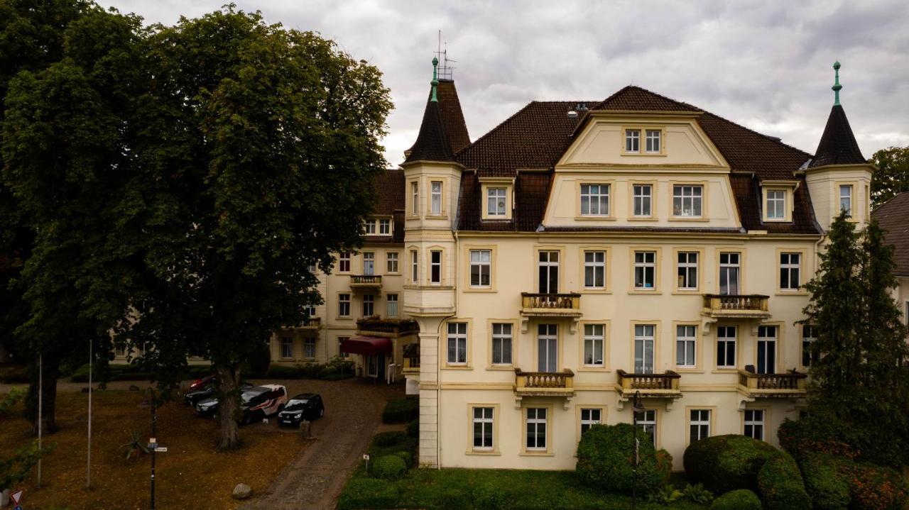 Residenz Am Kurpark - Ferienwohnungen In Zentraler Lage I Privatparkplatz Бад-Ротенфельде Экстерьер фото