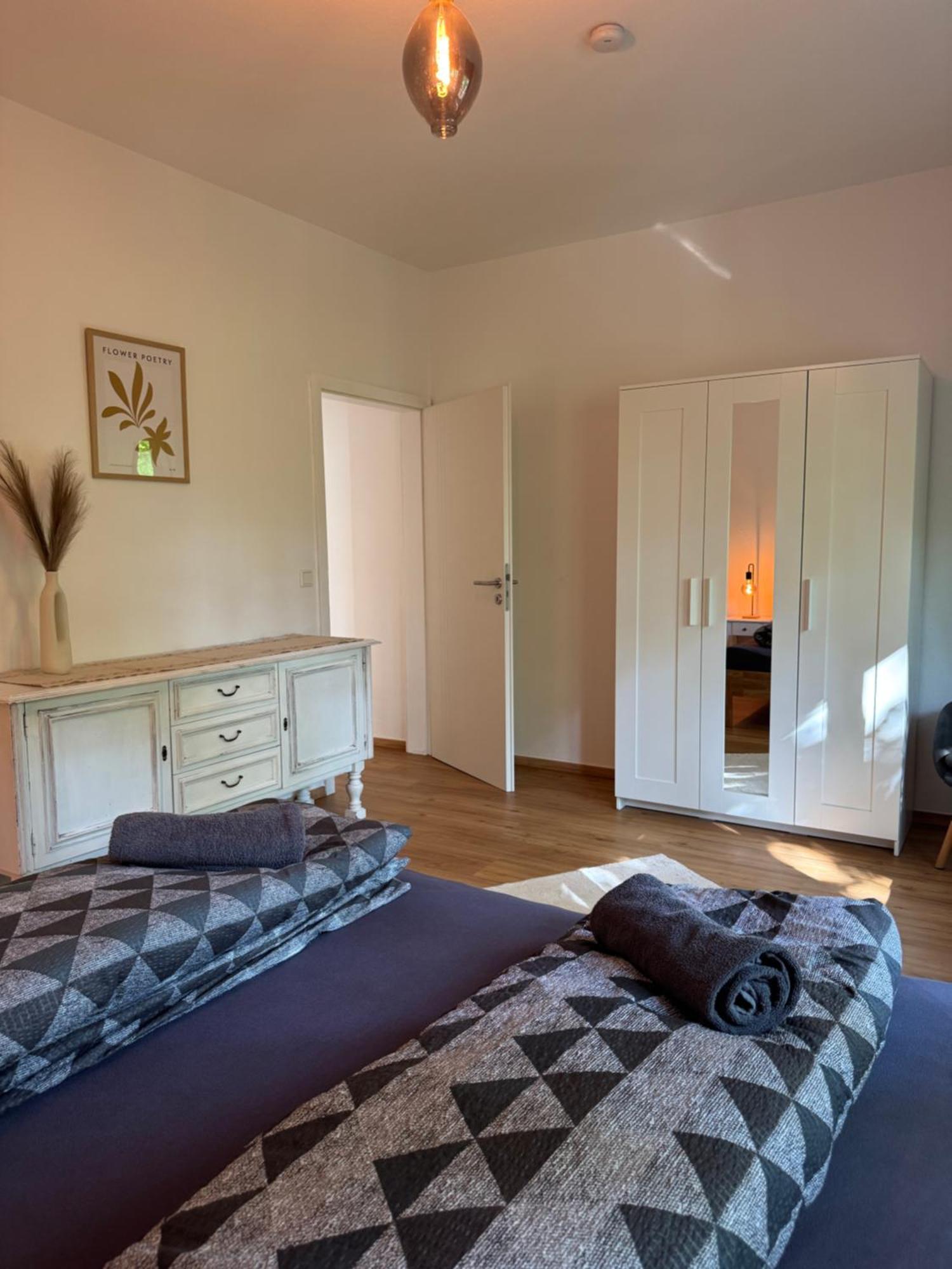 Residenz Am Kurpark - Ferienwohnungen In Zentraler Lage I Privatparkplatz Бад-Ротенфельде Экстерьер фото